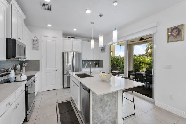 1131 Veleiros Boulevard, Deerfield Beach, FL 33064