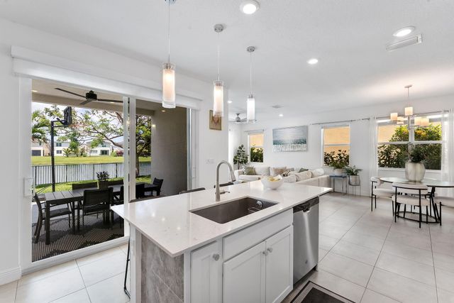 1131 Veleiros Boulevard, Deerfield Beach, FL 33064