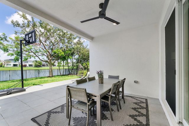 1131 Veleiros Boulevard, Deerfield Beach, FL 33064