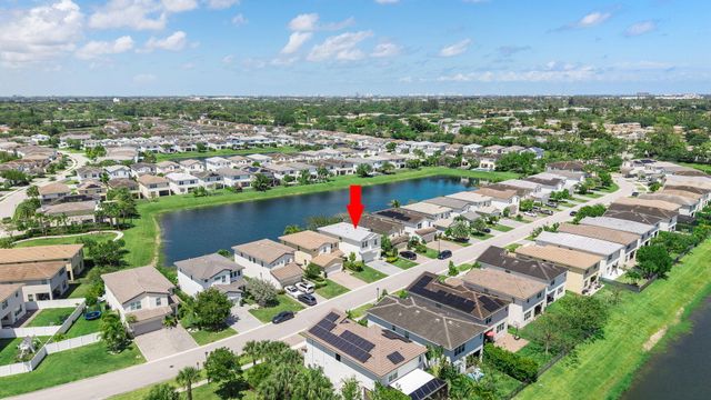 1131 Veleiros Boulevard, Deerfield Beach, FL 33064