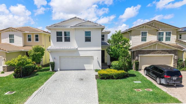 1131 Veleiros Boulevard, Deerfield Beach, FL 33064