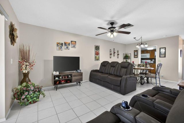 2843 Crosley Drive W J, West Palm Beach, FL 33415