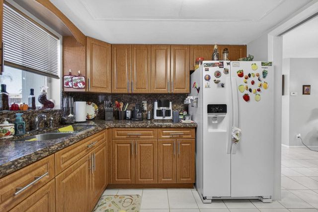 2843 Crosley Drive W J, West Palm Beach, FL 33415