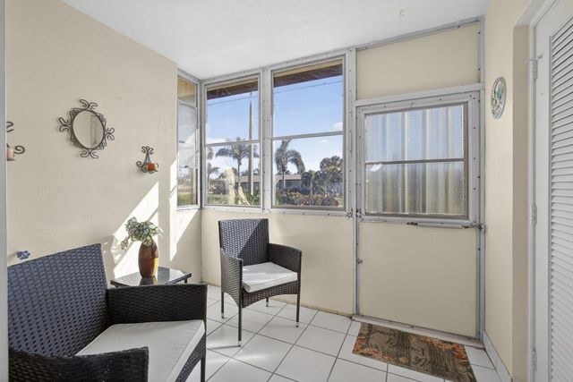 2843 Crosley Drive W J, West Palm Beach, FL 33415