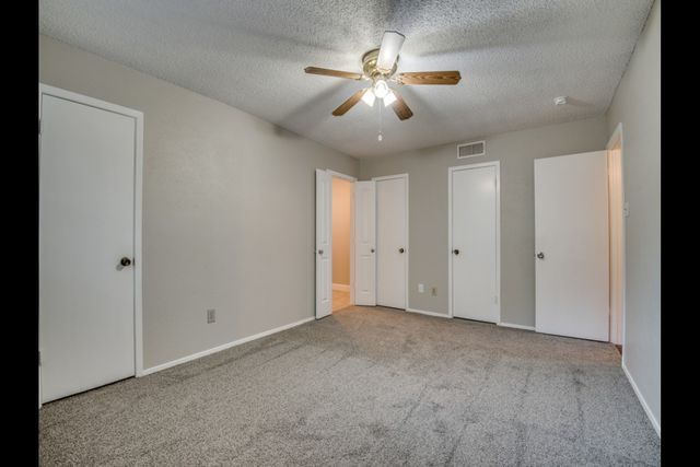 3601 Willow Ridge Drive, Arlington, TX 76017