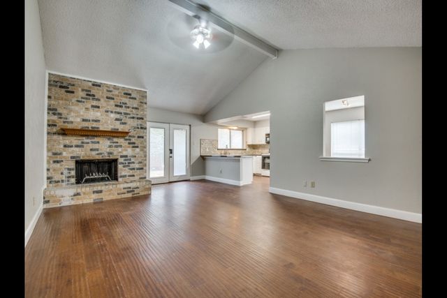 3601 Willow Ridge Drive, Arlington, TX 76017