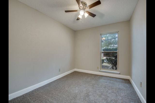 3601 Willow Ridge Drive, Arlington, TX 76017