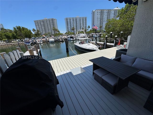 336 Poinciana Dr 1008, Sunny Isles Beach, FL 33160