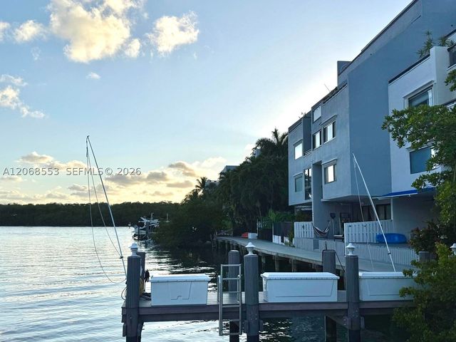 336 Poinciana Dr 1008, Sunny Isles Beach, FL 33160