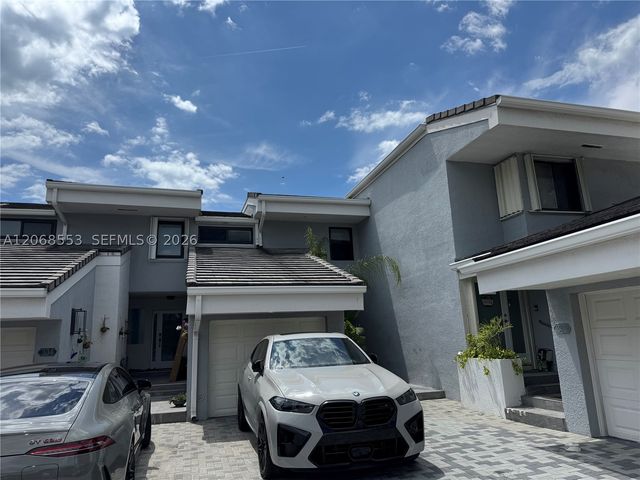336 Poinciana Dr 1008, Sunny Isles Beach, FL 33160