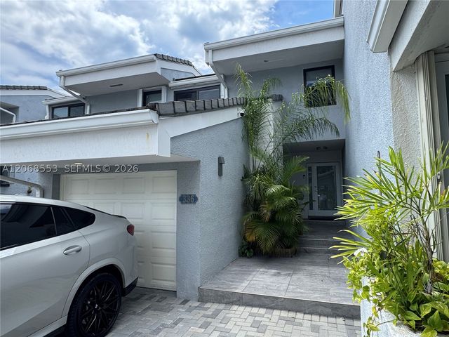 336 Poinciana Dr 1008, Sunny Isles Beach, FL 33160