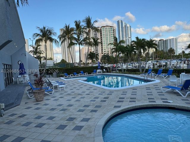 336 Poinciana Dr 1008, Sunny Isles Beach, FL 33160