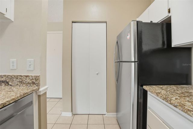 3002 W CLEVELAND STREET E10, Tampa, FL 33609