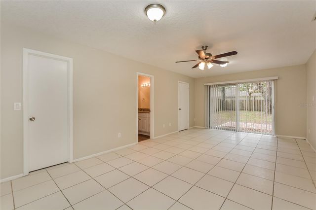 25501 TROON AVENUE, Mount Plymouth, FL 32776