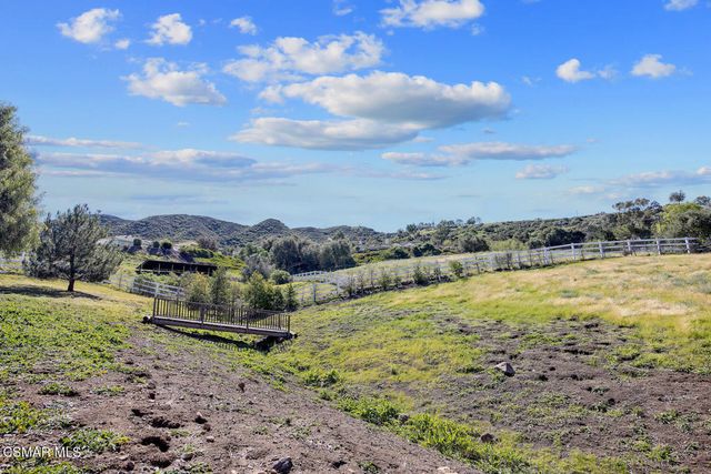 2180 Speck Lane, Newbury Park, CA 91320