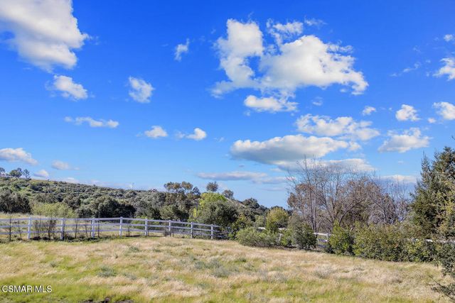 2180 Speck Lane, Newbury Park, CA 91320