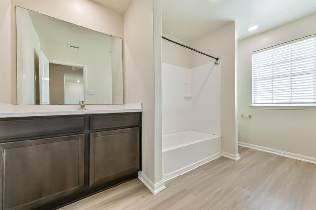 1123 Rare Fancy Drive, Iowa Colony, TX 77583