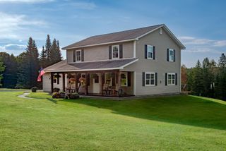130 Center Road, Hardwick, VT 05843