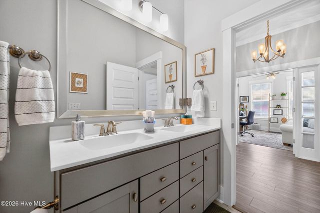 9142 Village Lake Drive SW, Calabash, NC 28467