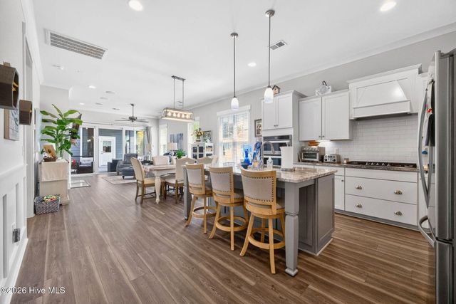 9142 Village Lake Drive SW, Calabash, NC 28467