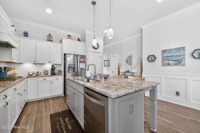 9142 Village Lake Drive SW, Calabash, NC 28467