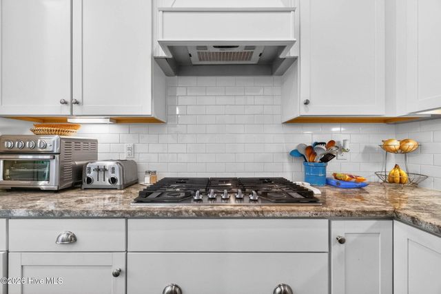 9142 Village Lake Drive SW, Calabash, NC 28467