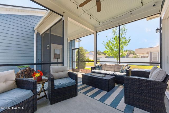 9142 Village Lake Drive SW, Calabash, NC 28467