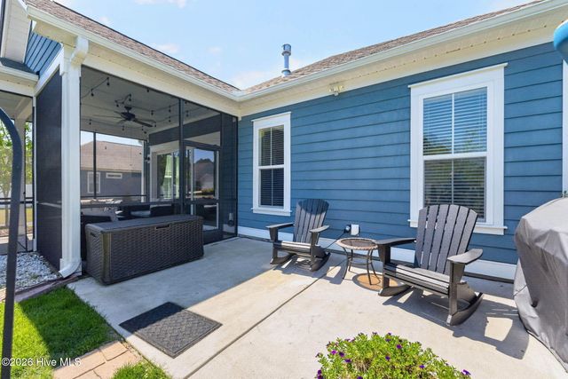 9142 Village Lake Drive SW, Calabash, NC 28467