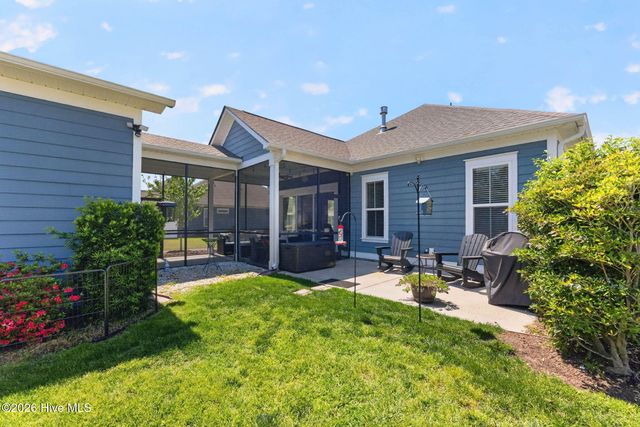 9142 Village Lake Drive SW, Calabash, NC 28467