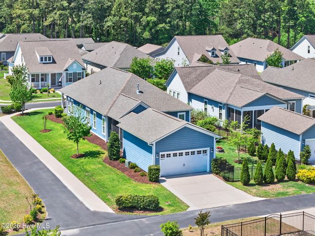 9142 Village Lake Drive SW, Calabash, NC 28467