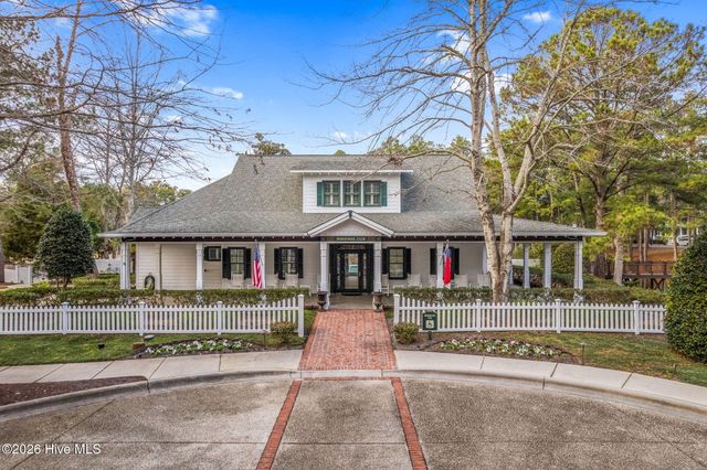 9142 Village Lake Drive SW, Calabash, NC 28467