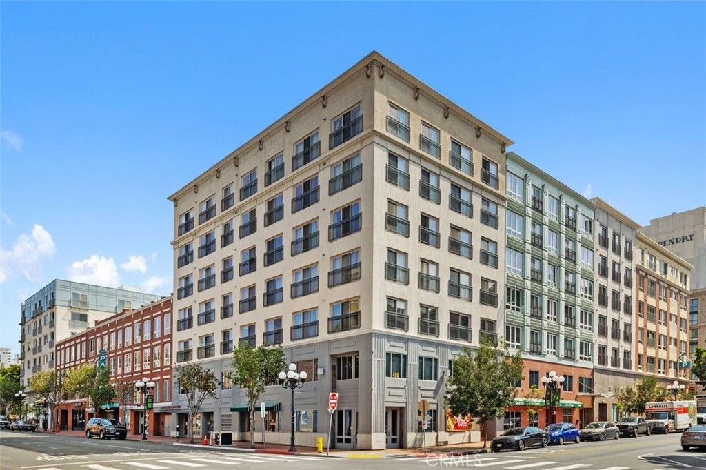 450 J 3191, San Diego, CA 92101 — exterior