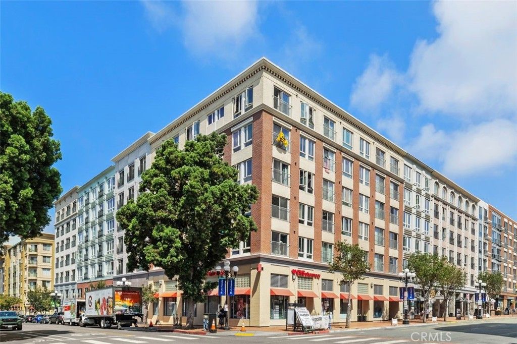 450 J 3191, San Diego, CA 92101 — photo 3