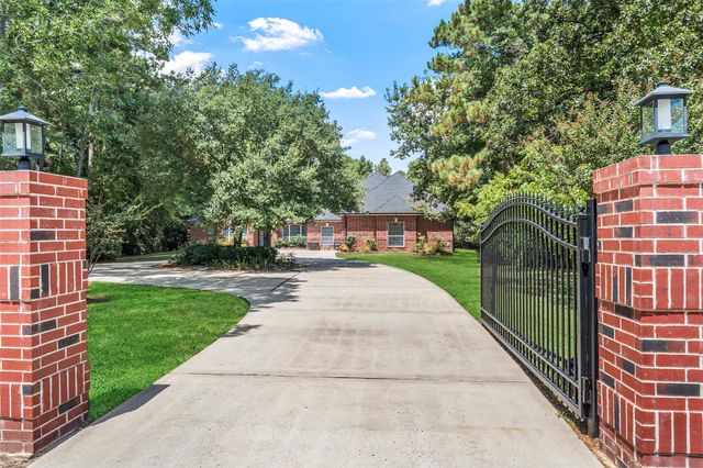 12418 Longmire Way, Conroe, TX 77304