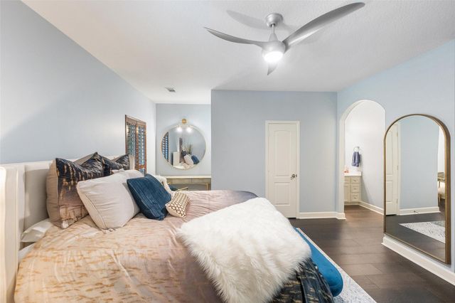 12418 Longmire Way, Conroe, TX 77304