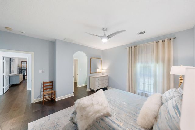 12418 Longmire Way, Conroe, TX 77304