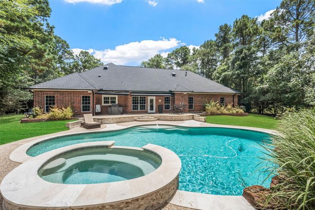 12418 Longmire Way, Conroe, TX 77304