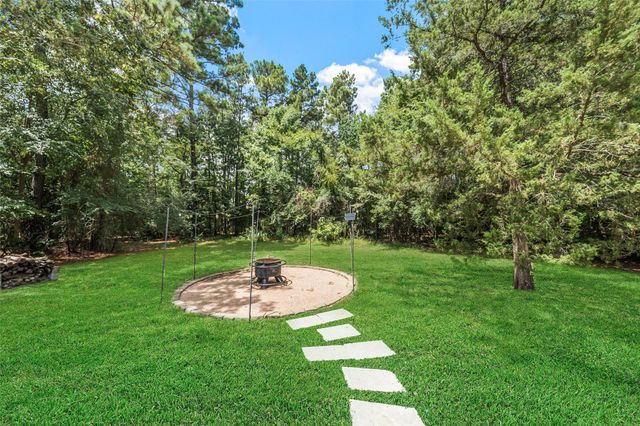 12418 Longmire Way, Conroe, TX 77304