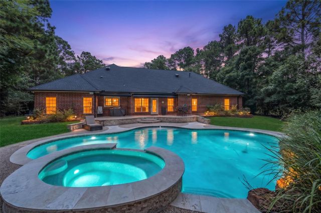 12418 Longmire Way, Conroe, TX 77304