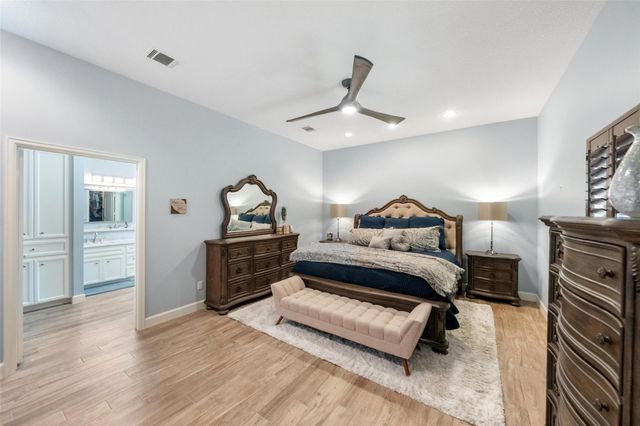 12418 Longmire Way, Conroe, TX 77304
