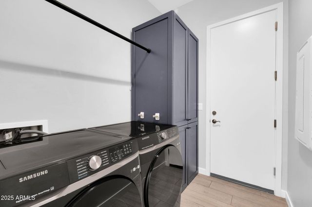 1291 E LA FORTUNA Court, San Tan Valley, AZ 85140