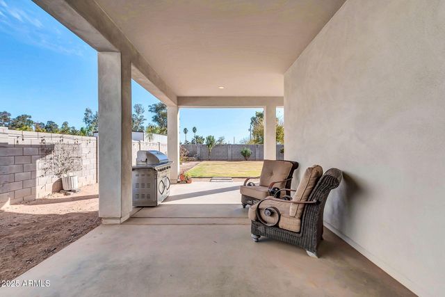 1291 E LA FORTUNA Court, San Tan Valley, AZ 85140