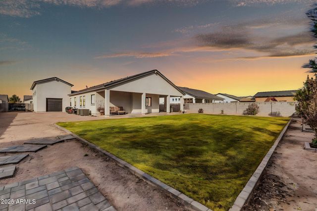 1291 E LA FORTUNA Court, San Tan Valley, AZ 85140