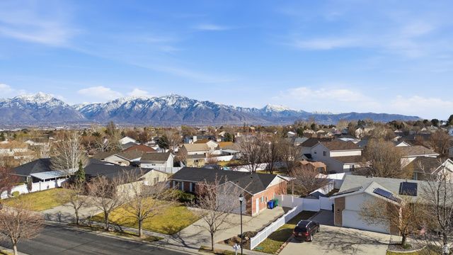 9341 S COPPER LN, West Jordan, UT 84088