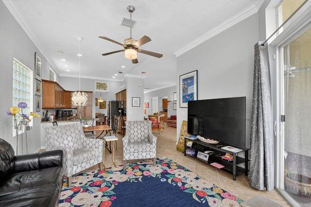 8553 E Via Grande E, Wellington, FL 33411
