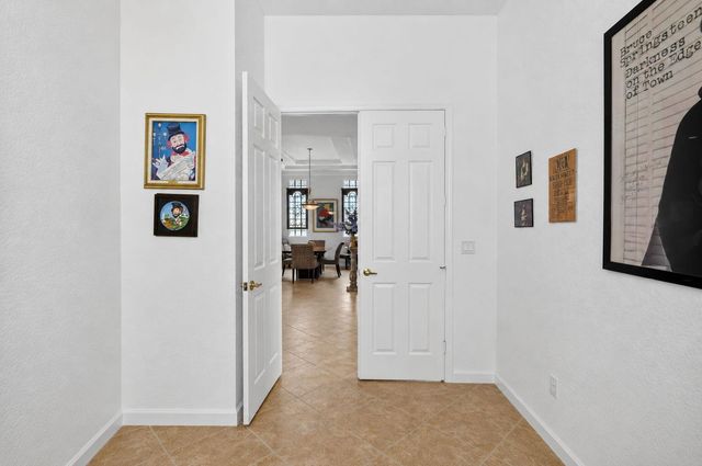 8553 E Via Grande E, Wellington, FL 33411
