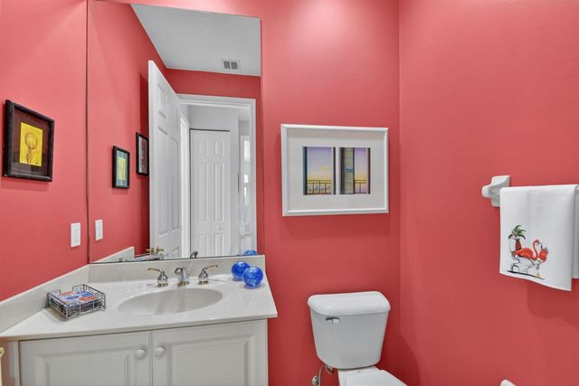 8553 E Via Grande E, Wellington, FL 33411