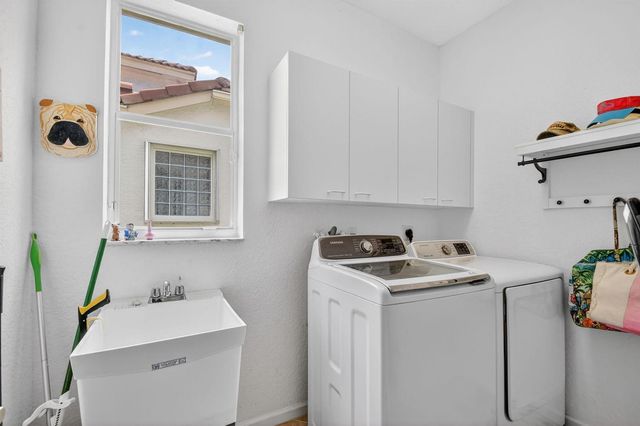 8553 E Via Grande E, Wellington, FL 33411