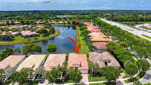 8553 E Via Grande E, Wellington, FL 33411