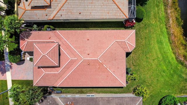 8553 E Via Grande E, Wellington, FL 33411